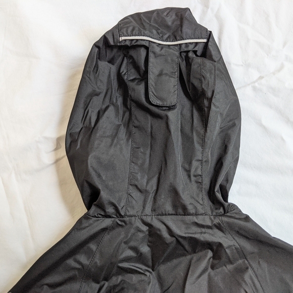 Like new Kamik boys Rain jacket size 8 - Picture 6 of 10